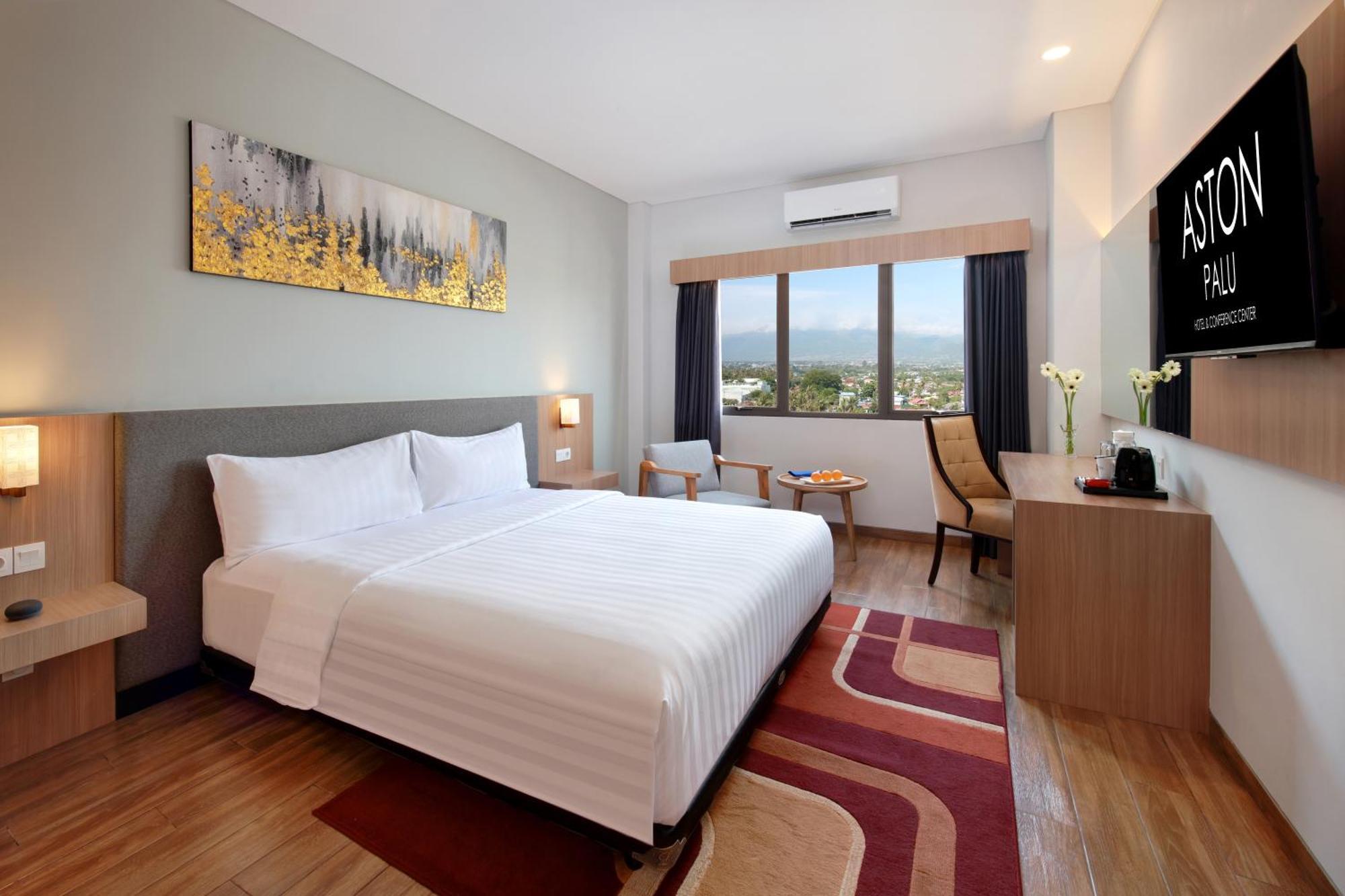 Aston Palu Hotel & Conference Center エクステリア 写真