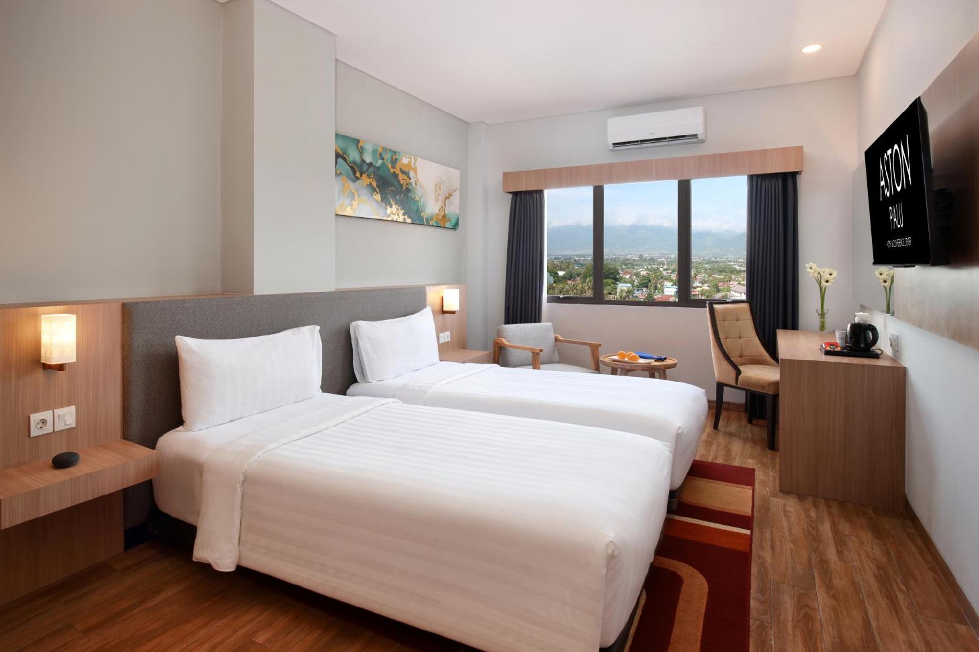 Aston Palu Hotel & Conference Center エクステリア 写真