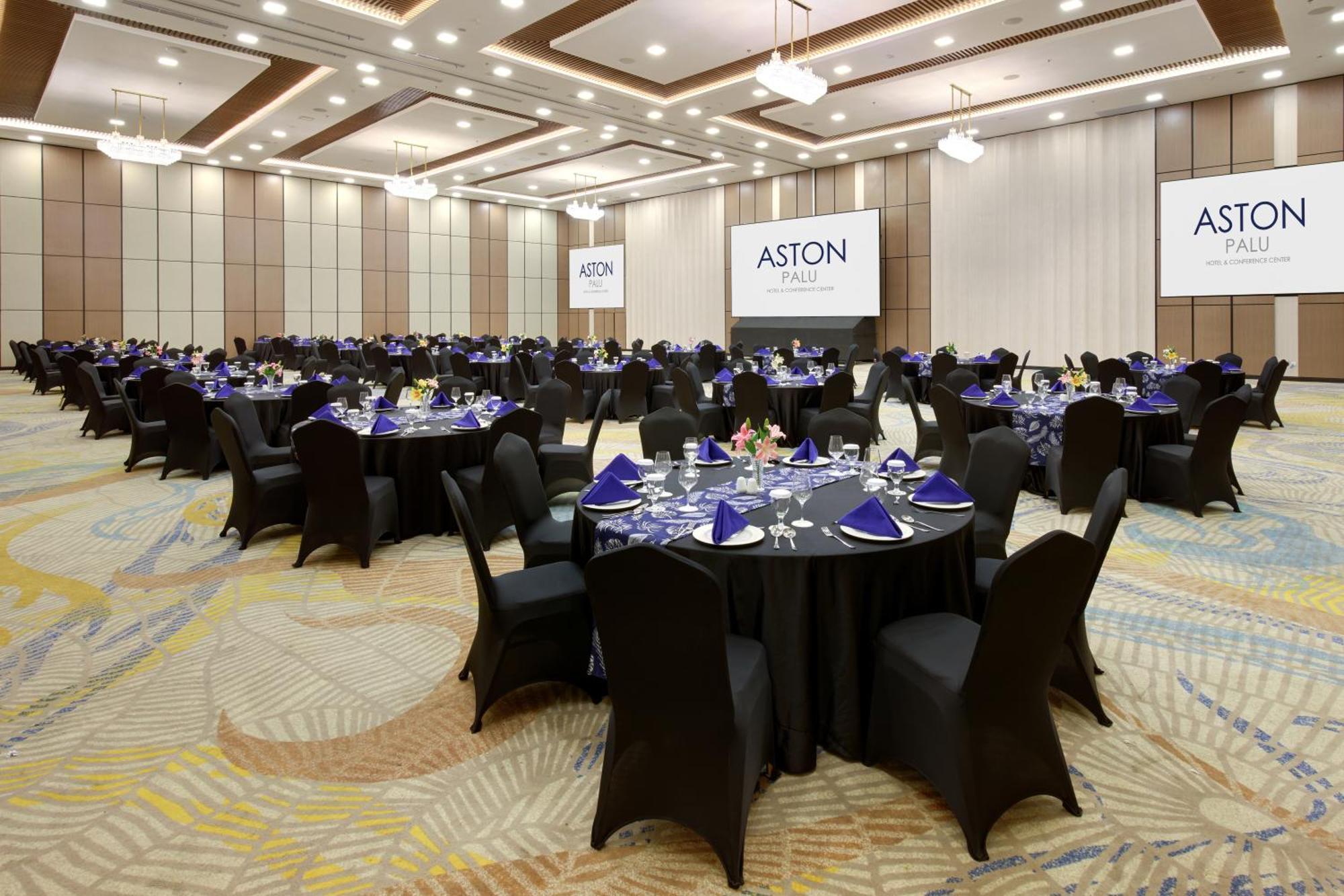 Aston Palu Hotel & Conference Center エクステリア 写真