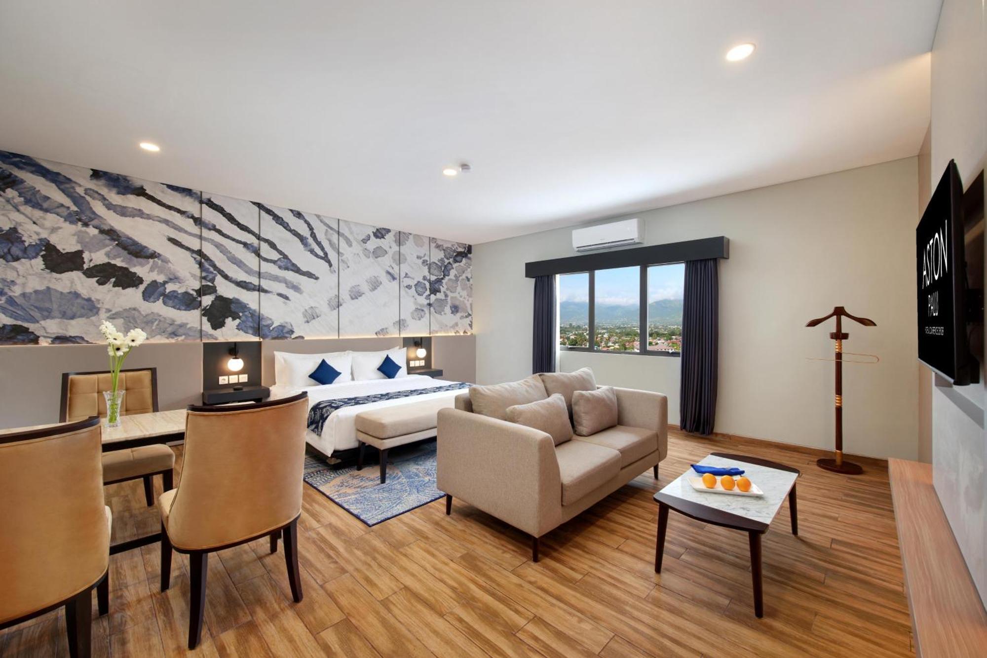 Aston Palu Hotel & Conference Center エクステリア 写真